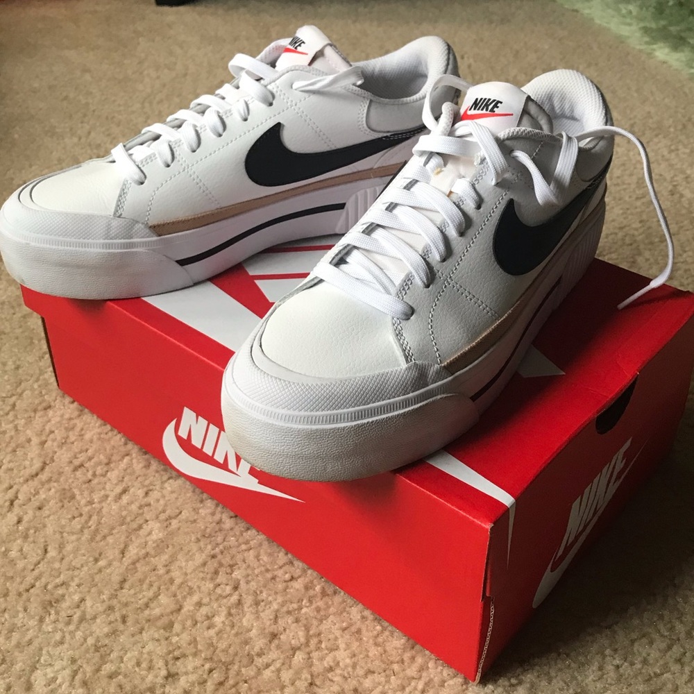 Nike - court legacy lift - white/black/tan - sz 8.5